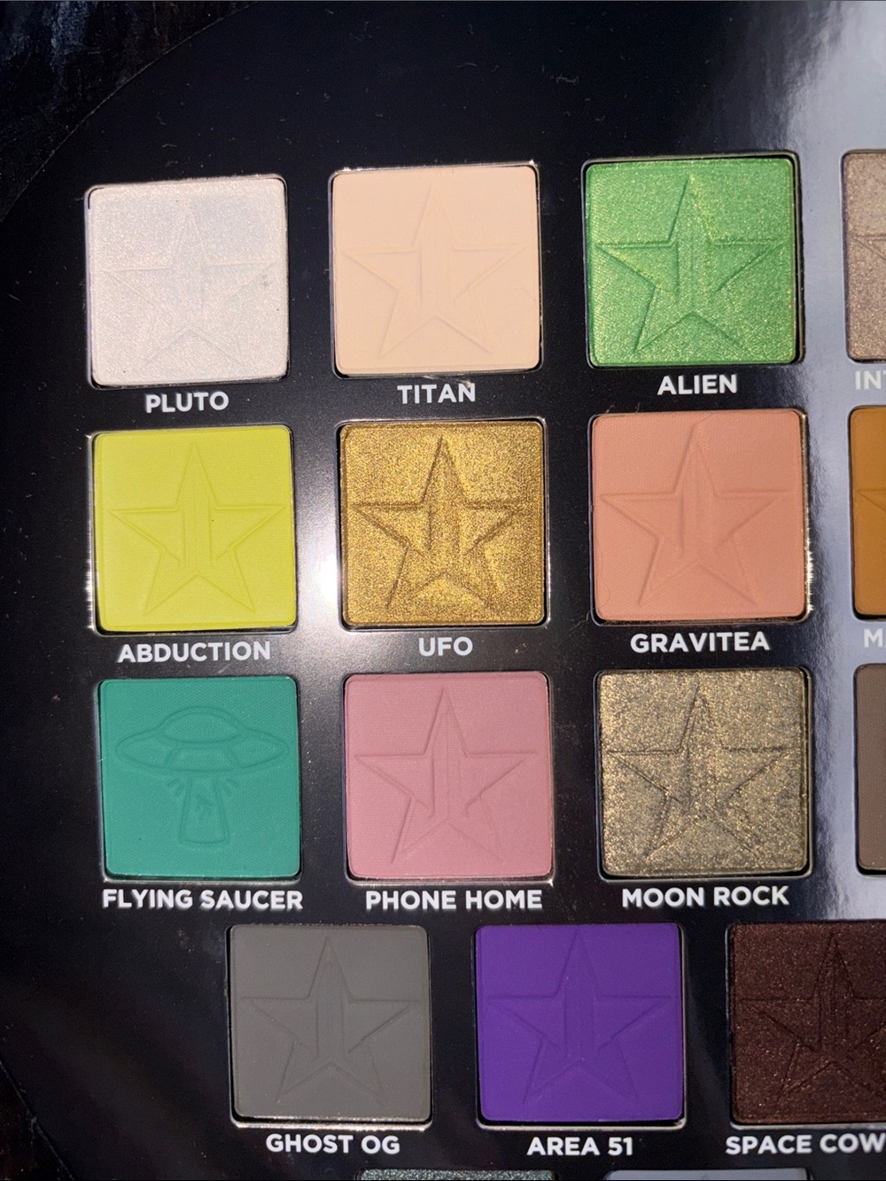 Jeffree Star 'Alien' Palette - Picture 4 of 7